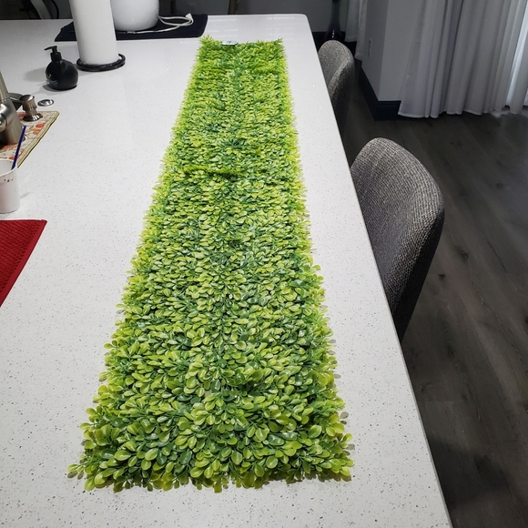 NEW Green Plants 🌿 Table Runner Mat Cover Indoors Outdoors Home Decor L👀K 🌱🌿 - Picture 4 of 12